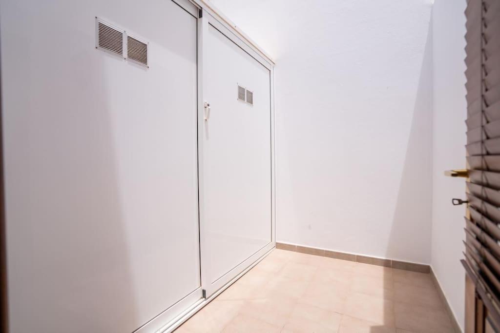 Beautiful Home In Lanzarote 5 Mins From Marina Playa Blanca  Exterior foto